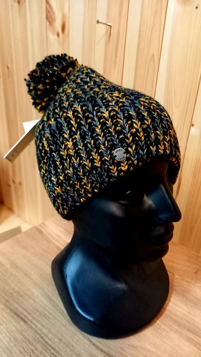 Czapka zimowa ROXY z pomponem ciepła modna