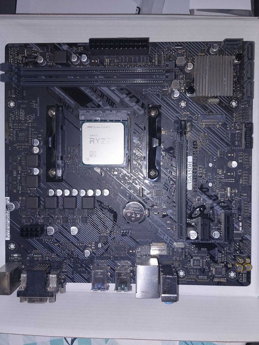 Motherboard/ Placa-mãe