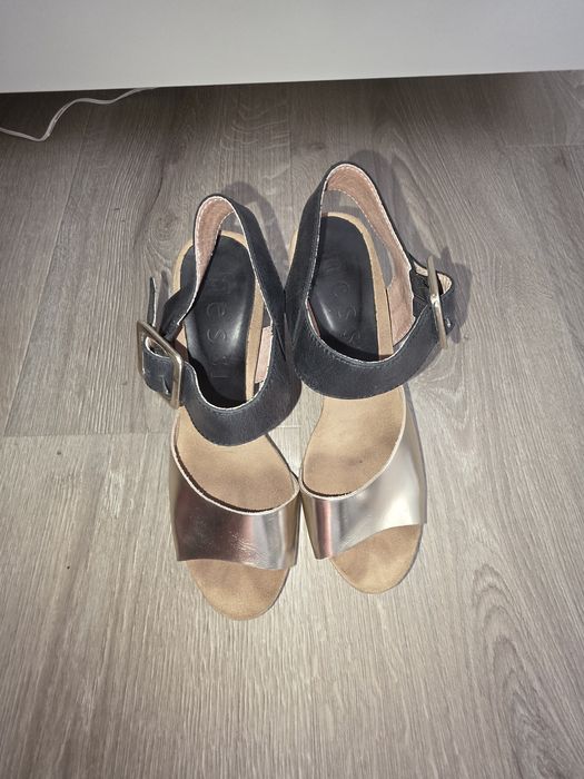 Buty skórzane 38