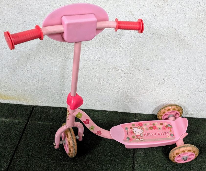 Trotinete Saica de 3 rodas Hello Kitty