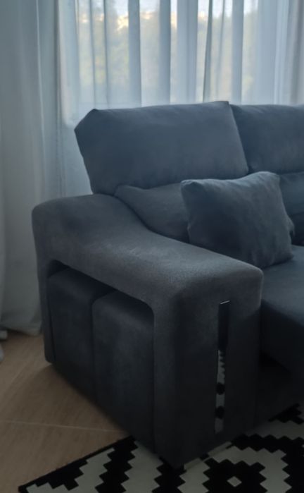 Chaise Longue com dois puffs e duas almofadas (Cor Cinza)