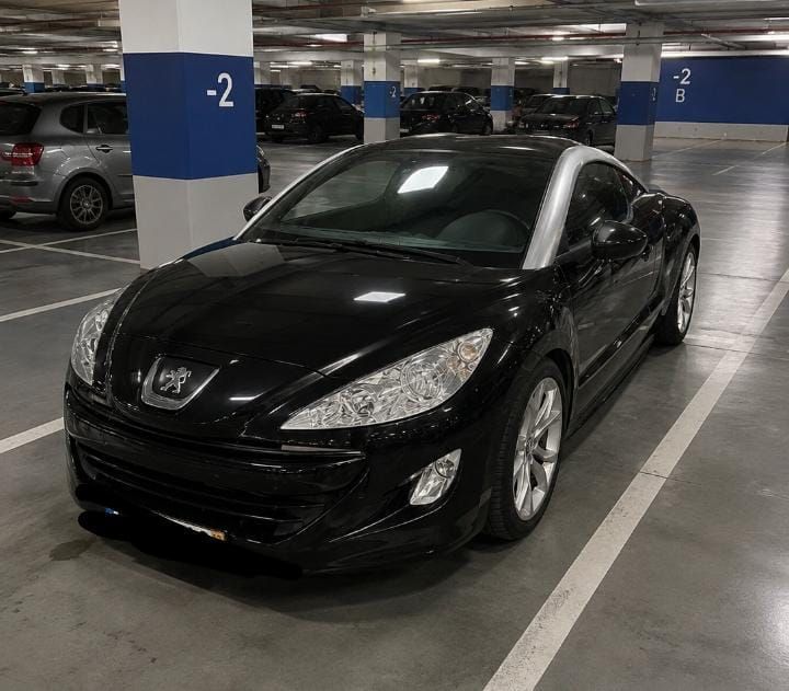 Peugeot RCZ