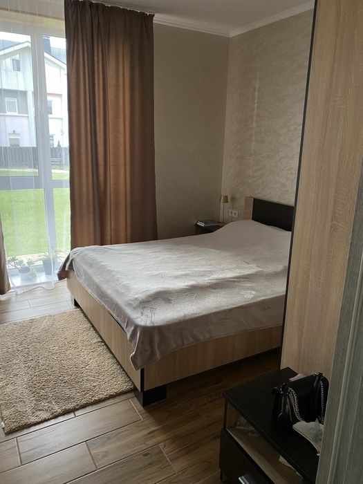 Продам двокімнатну квартиру Калинівка Фастівський райо ЖК. Калинатаун.