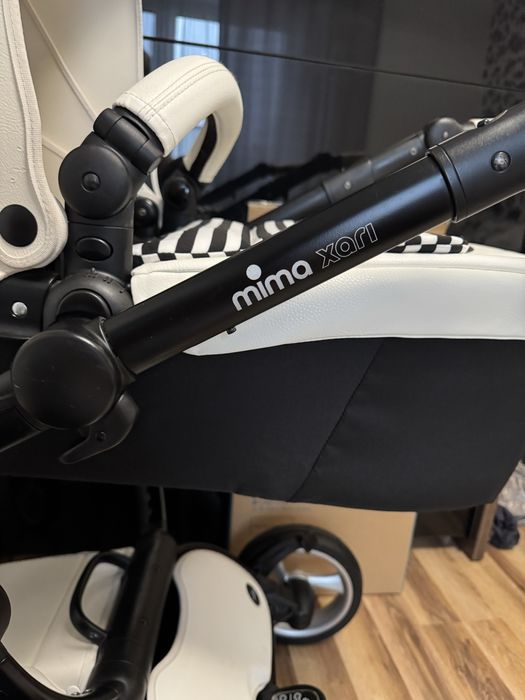 Wózek Mima Xari zestaw pełny z fotelikiem i bazą isofix