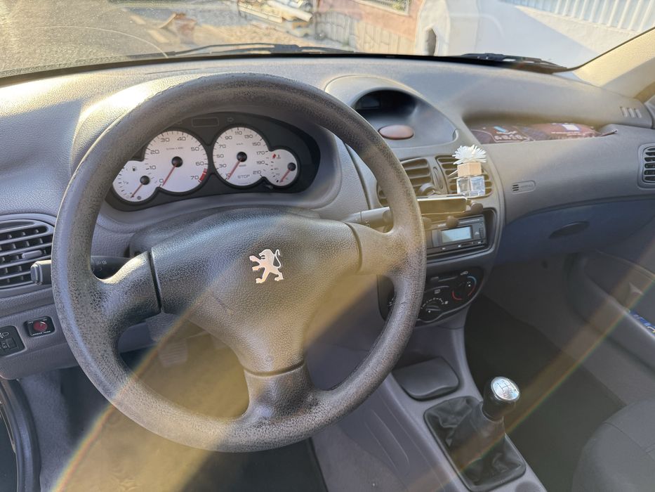 Peugeot 206 — fotografia 8