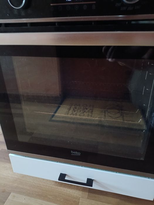 Piekarnik elektryczny Beko