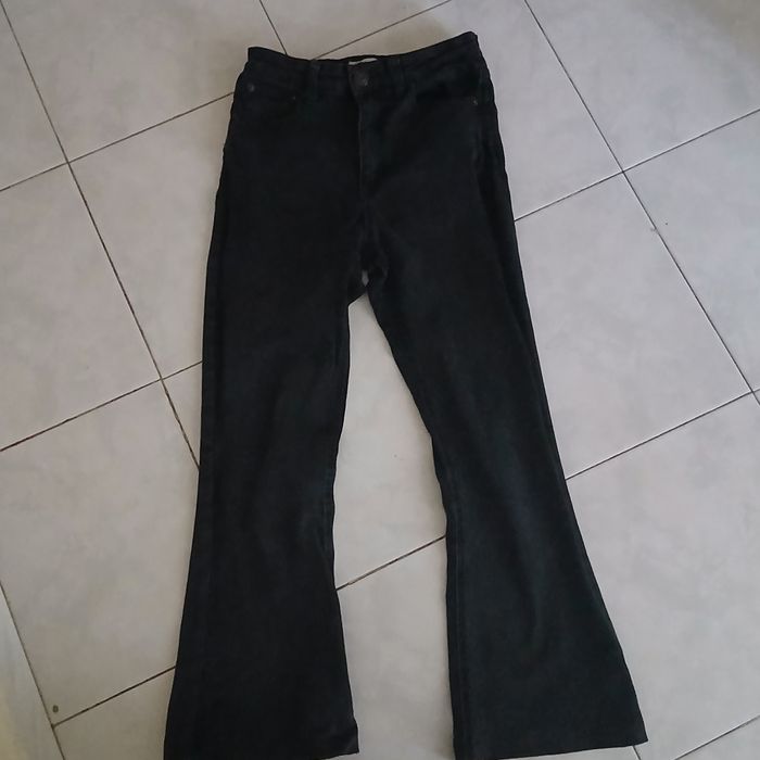 Calça jeans preta boa
