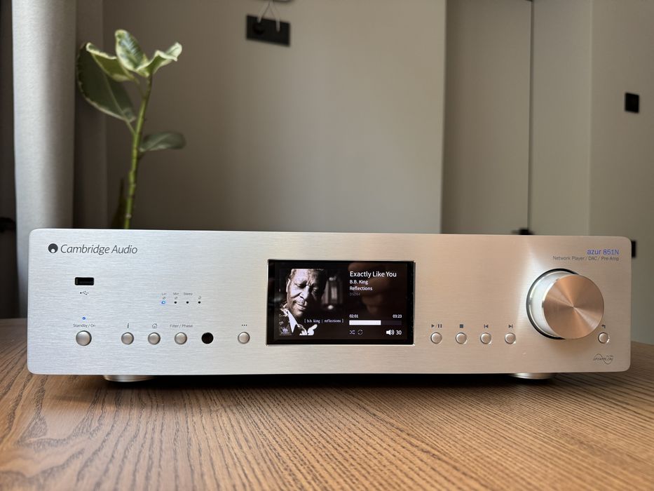 Продаю стрімер Cambridge Audio Azur 851N