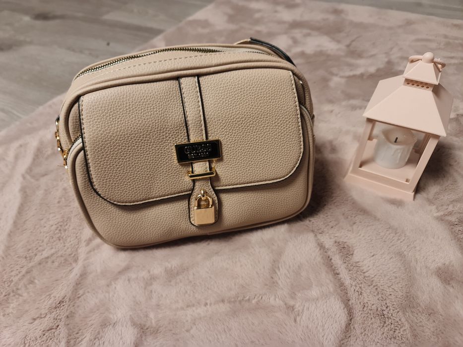 Torebka mała guess beżowa