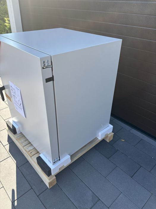 Suszarka laboratoryjna Binder FED 260