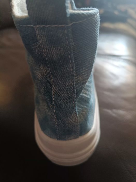 Nowe wysokie trampki rozmiar 40