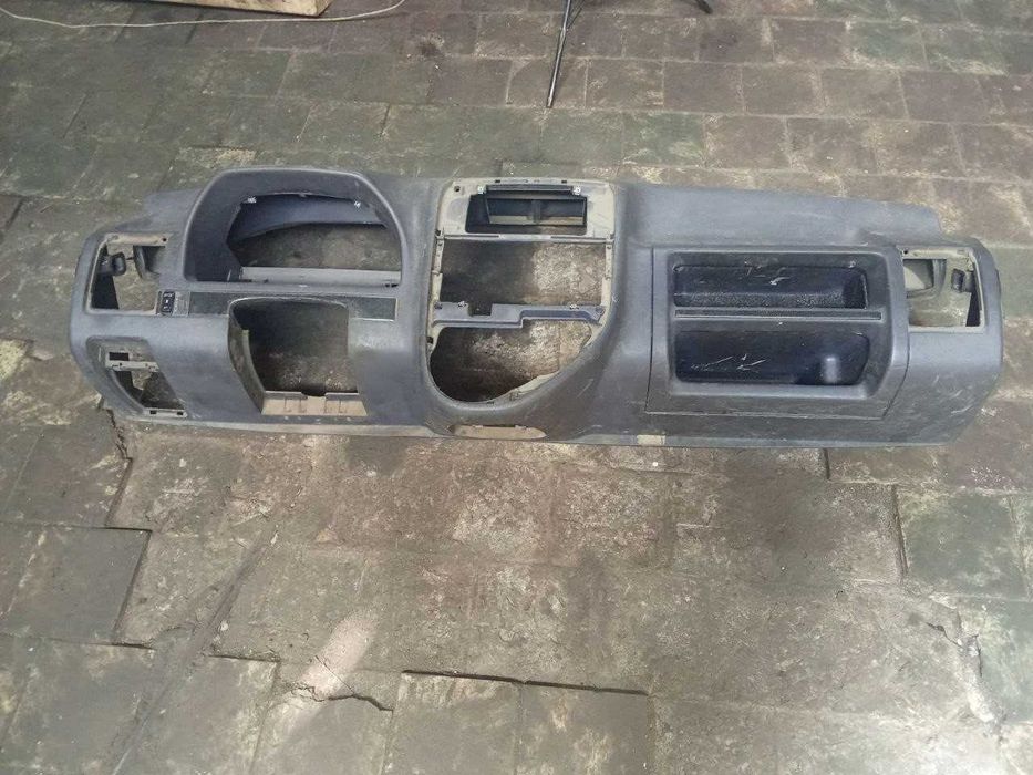 Торпеда Mercedes Vito 638 гарний стан