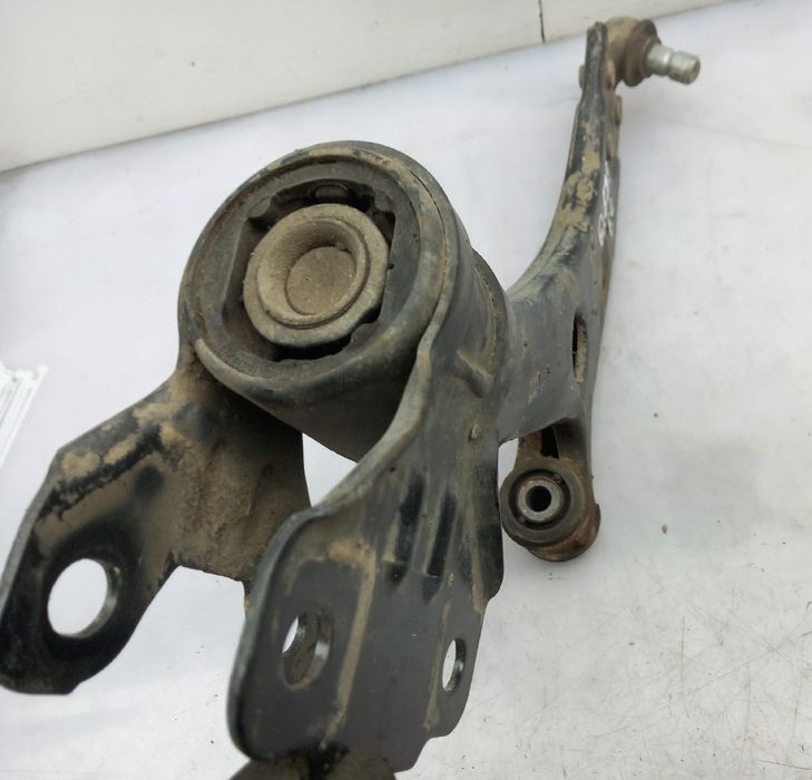 Braço de suspensão frente esquerdo VOLVO V40 Hatchback