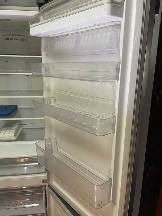 Холодильник Samsung RL48RLBMG NoFrost