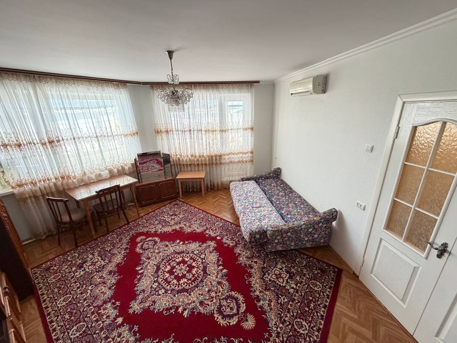 Продаж 3к квартири, р-н  ближнє Жадова