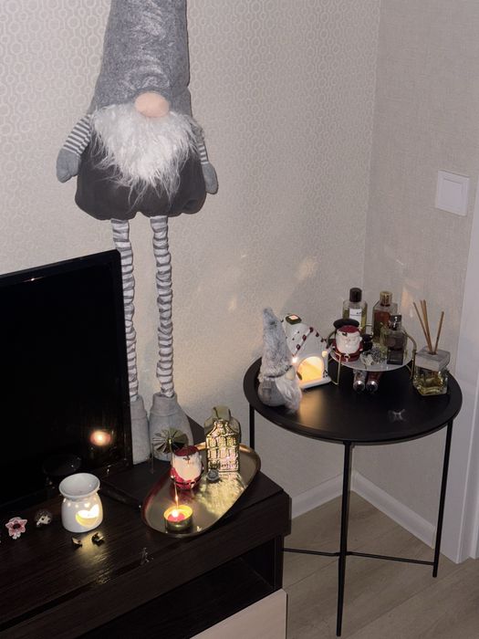 Продам тумбу під телевізор