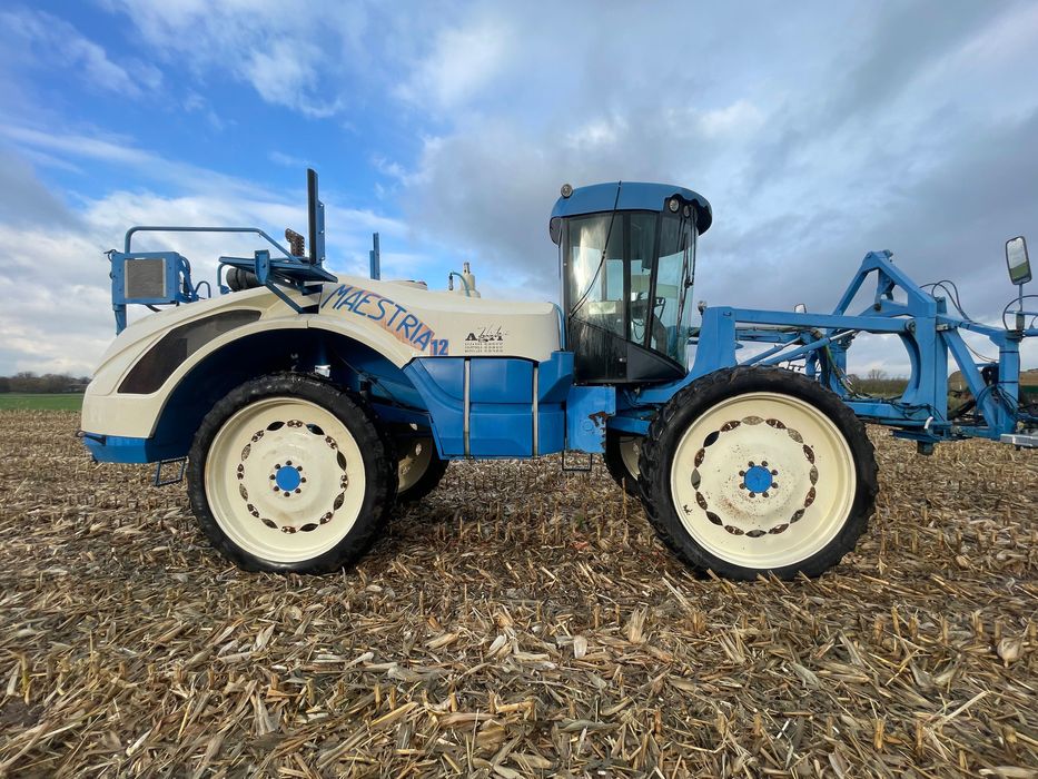 Opryskiwacz samojezdny Matrot Maestria rozstaw 225/240 lub 180/200