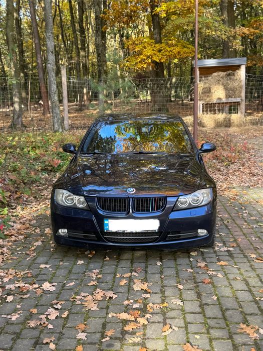 BMW E 90 330 XD 2006 року