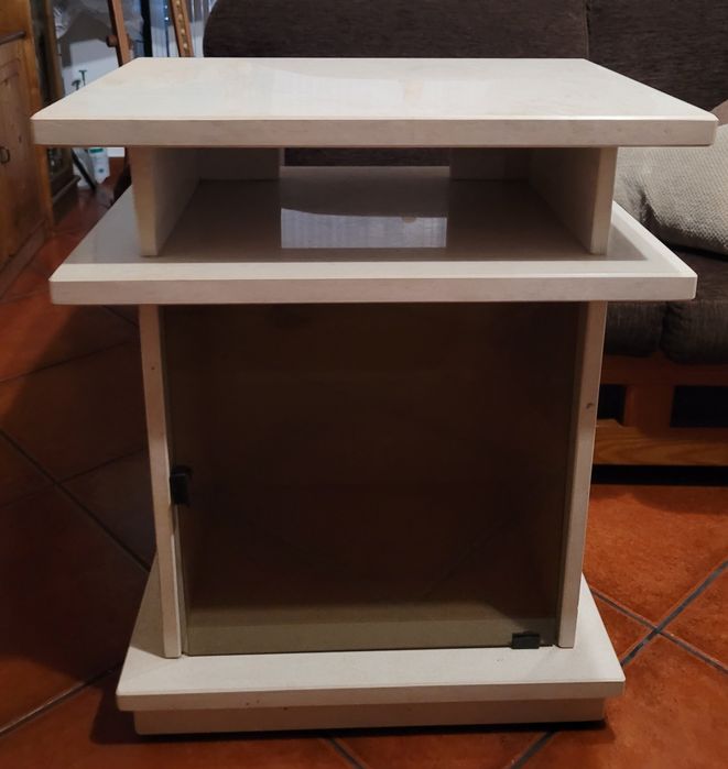 Movel TV e Multimédia em pedra