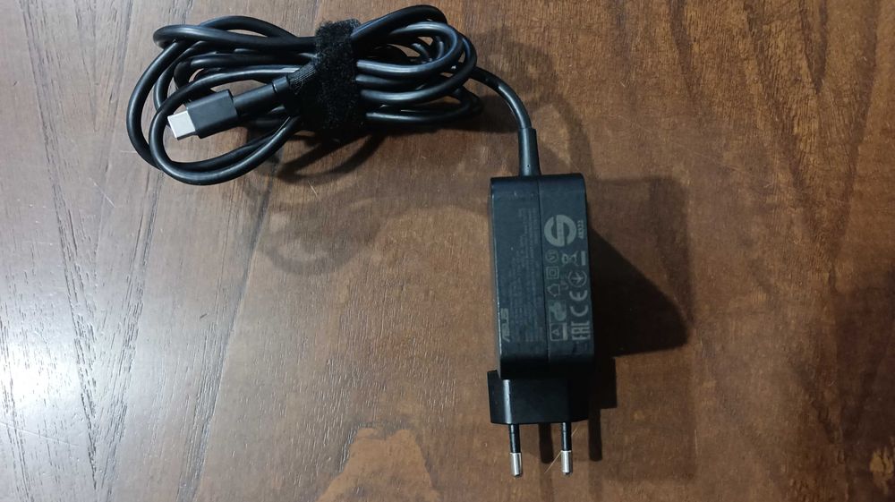 Portátil ASUS Zenbook