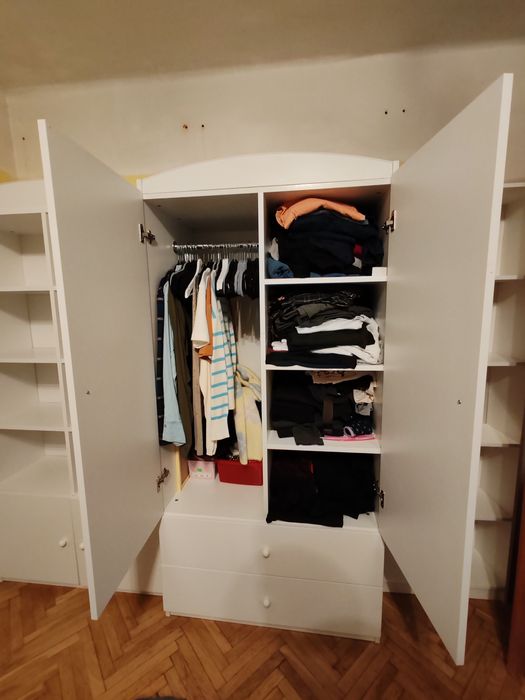 Zestaw mebli dziecięcych