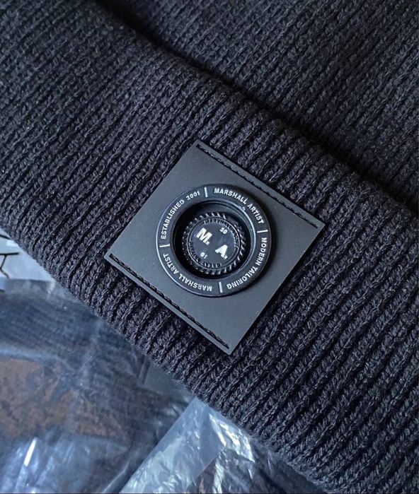 Шапки TNF, Vans, Marshall artist, levis, the north face, tnf