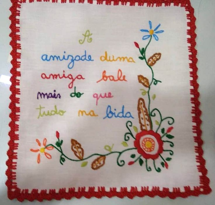 Lenços Dos Namorados Em Linho Bordados À Mão