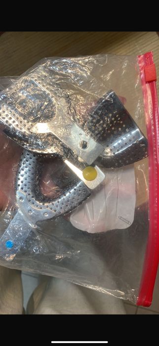 Malote de medicina dentária com tudo incluído