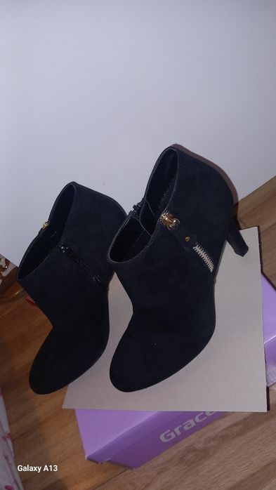 Obcasy Modne  Damskie
