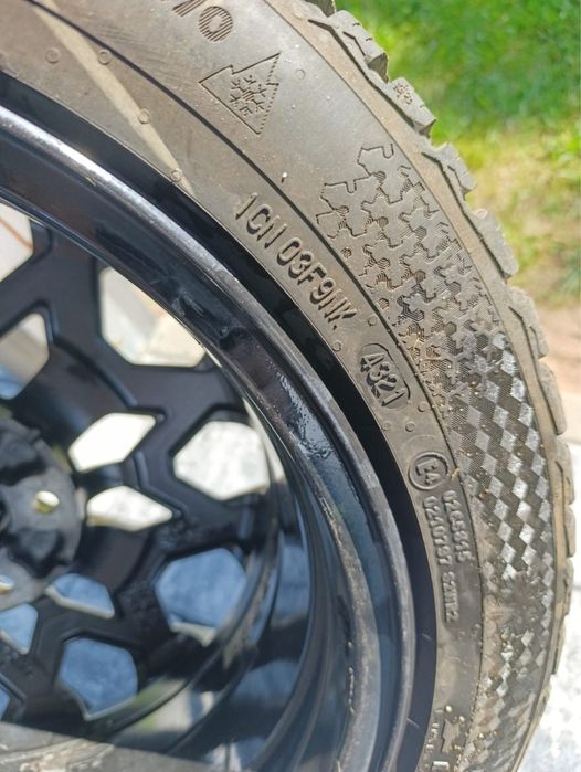 Alufelgi z oponami zimowymi KIA 17