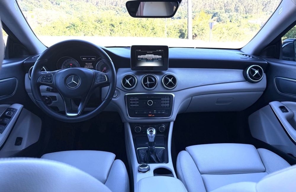 Mercedes CLA 180d urban 2015 Nacional