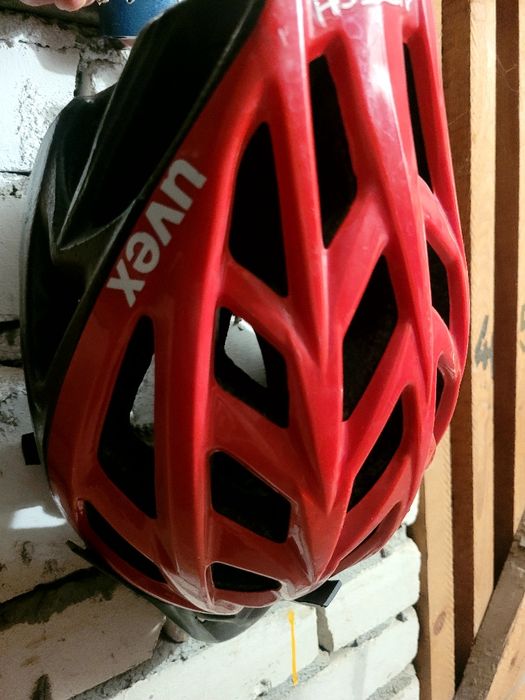 Kask rowerowy Uvex