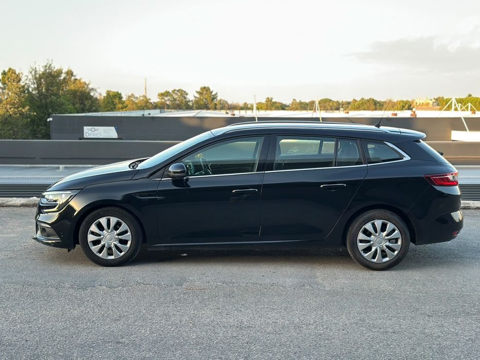 Renault Mégane 1.5 Blue dCi 115cv EDC | Automático | Impecável