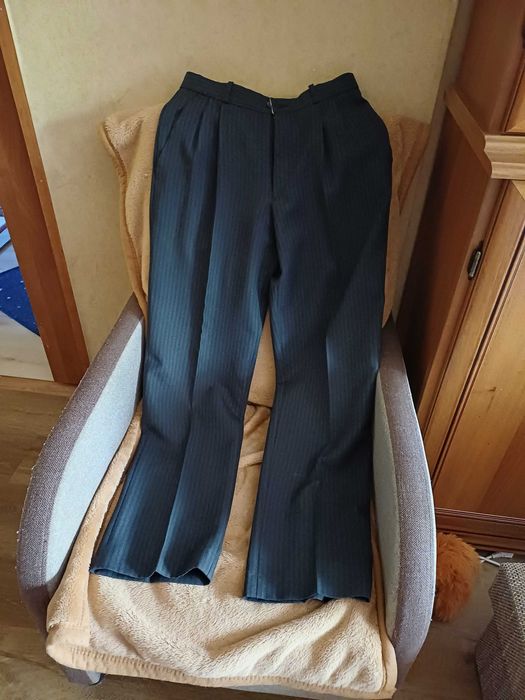 Oddam spodnie garniturowe męskie