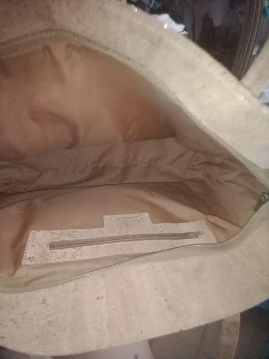 Mala com bolsa cortiça novas