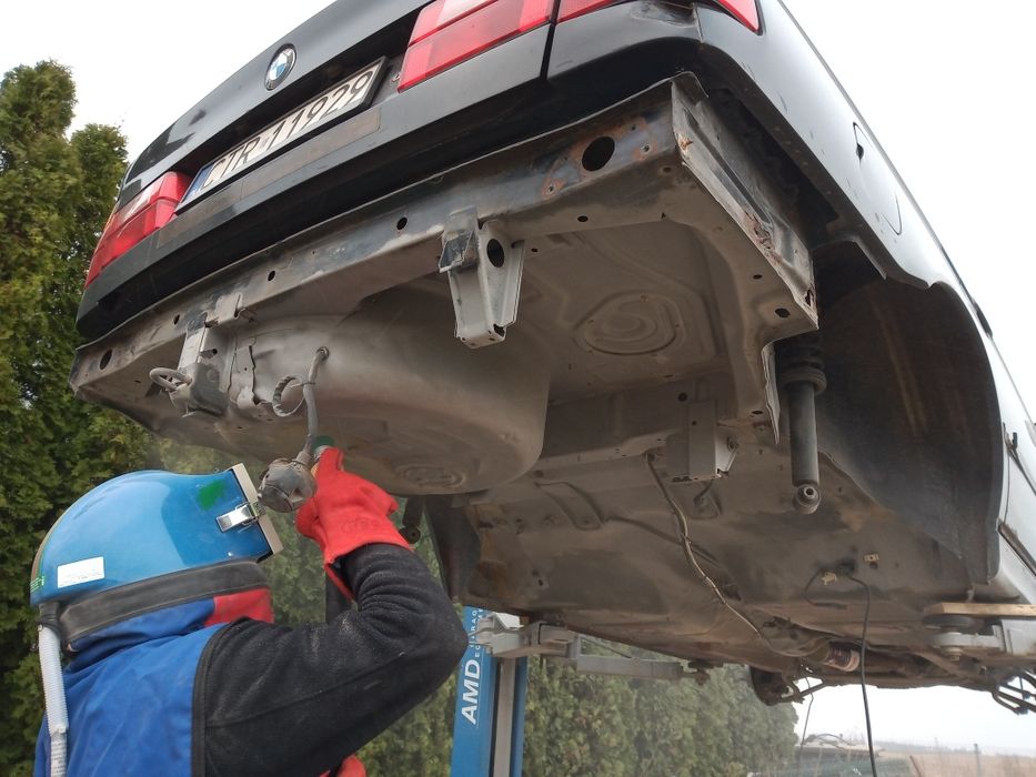 Piaskowanie  mobilne, wynajem piaskarki lub kompresora