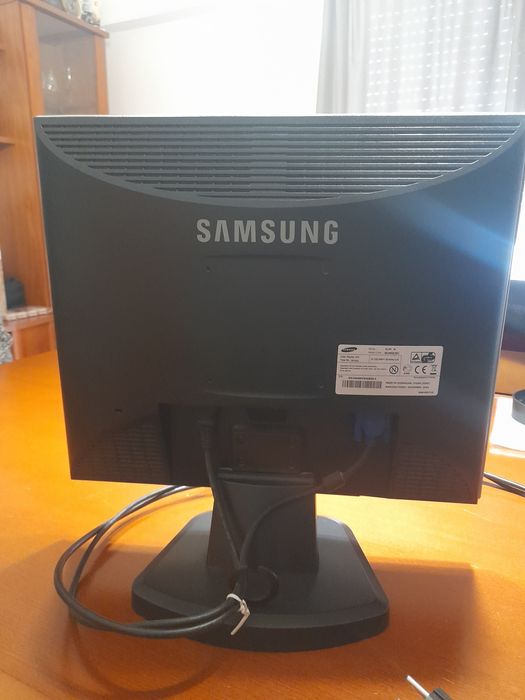 Monitor Samsung 19"