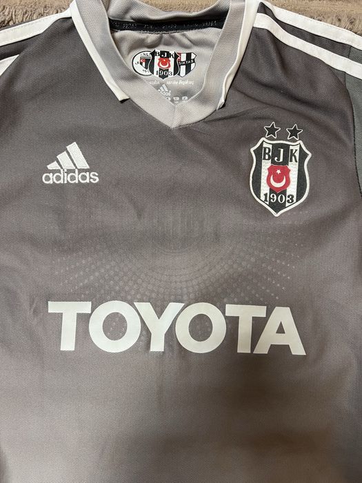 Футбольна футболка Бешикташ