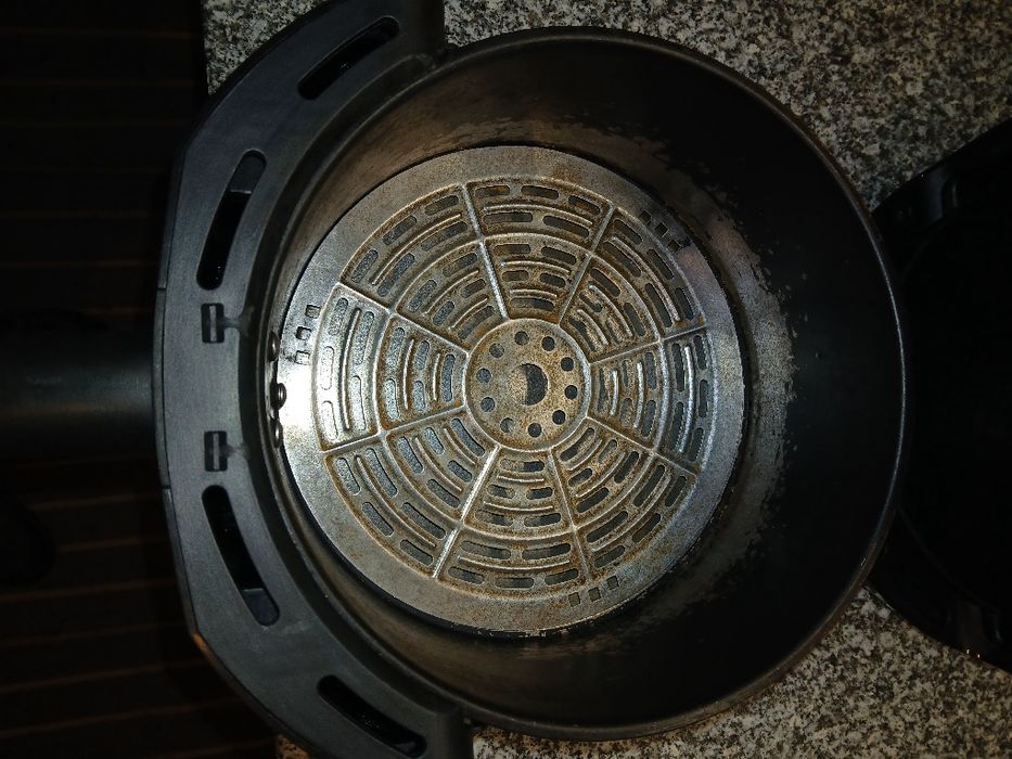 Air fryer em boas condições