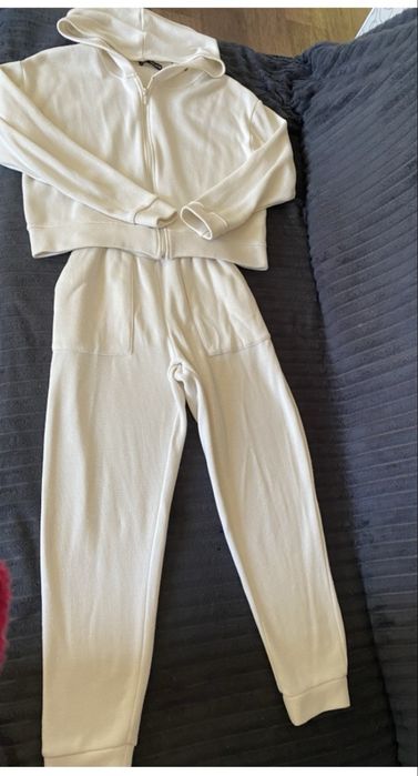 Женский костюм ZARA