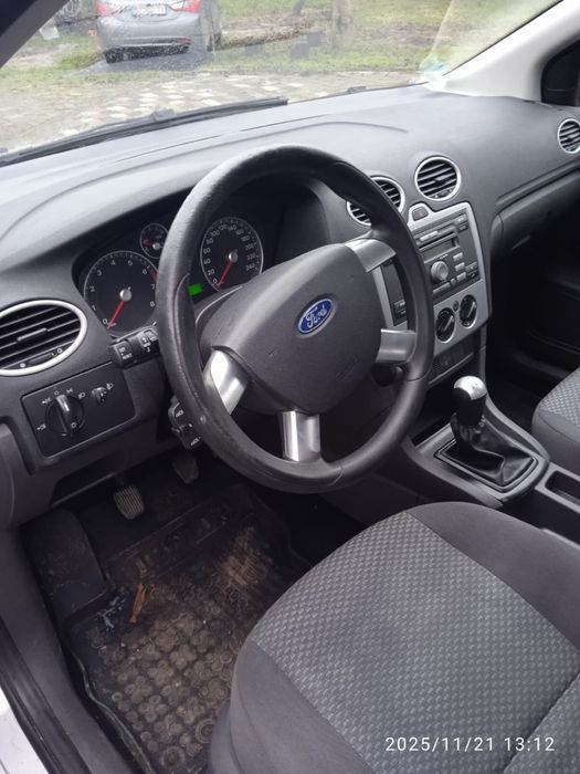 Форд фокус , свіжопригнаний з Німеччини 1,6 бензин