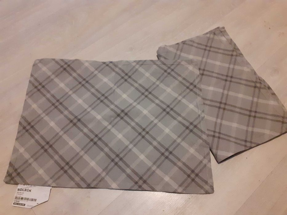 3 podkladki ba stół szara kratka Ikea