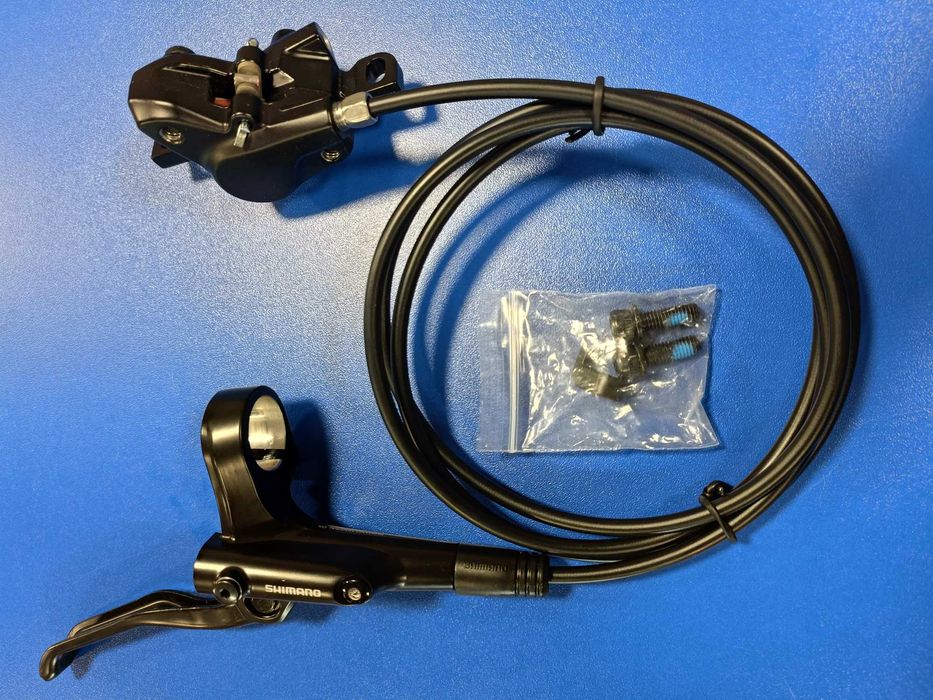 Тормоз гидравлический Shimano MT200 задний 145см / Адаптеры