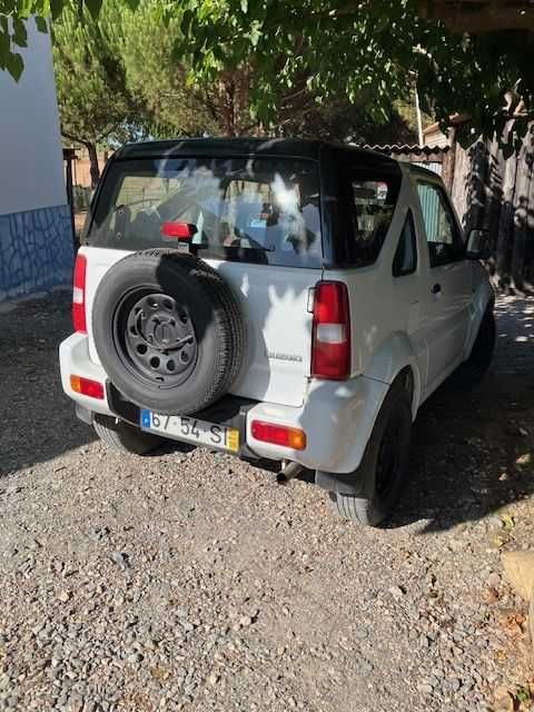 suzuki jimny carro em bom estado distribuiçao feita em completo ,oleos  bomba de agua etc;;