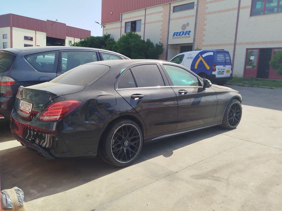 Mercedes-benz w205 c220