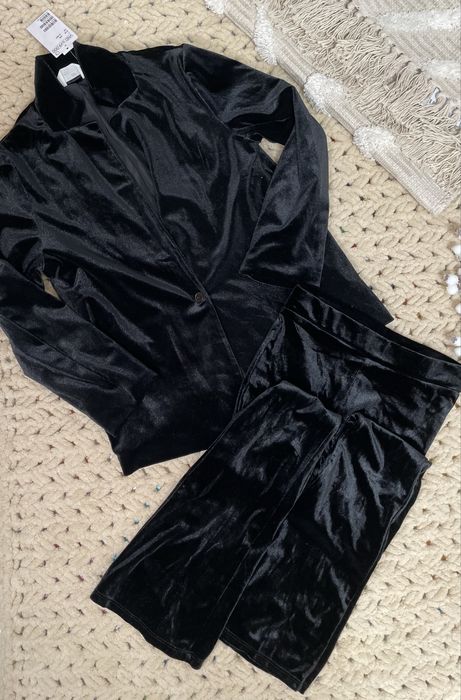 Шикарний стильний костюм для дівчинки від бренду H&M