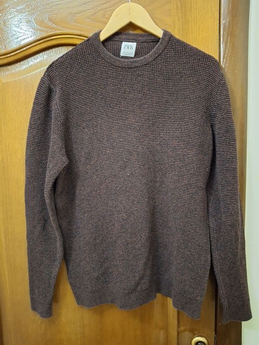 Светр Zara (розмір L)