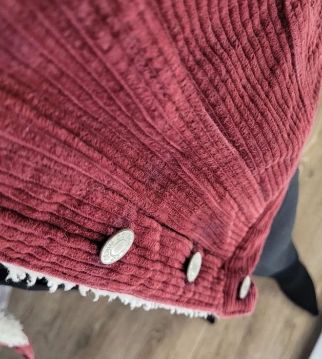 Стильна курточка