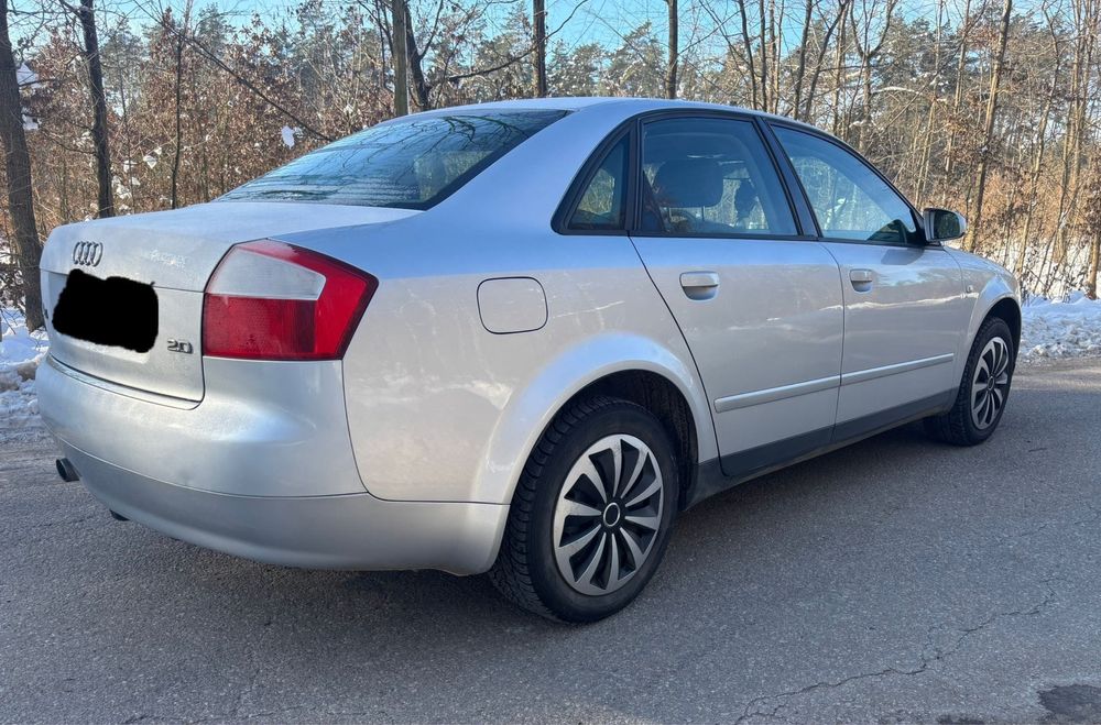 Audi A4B6 2.0 ALT 2001