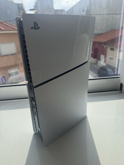 Playstation 5 slim 1TB